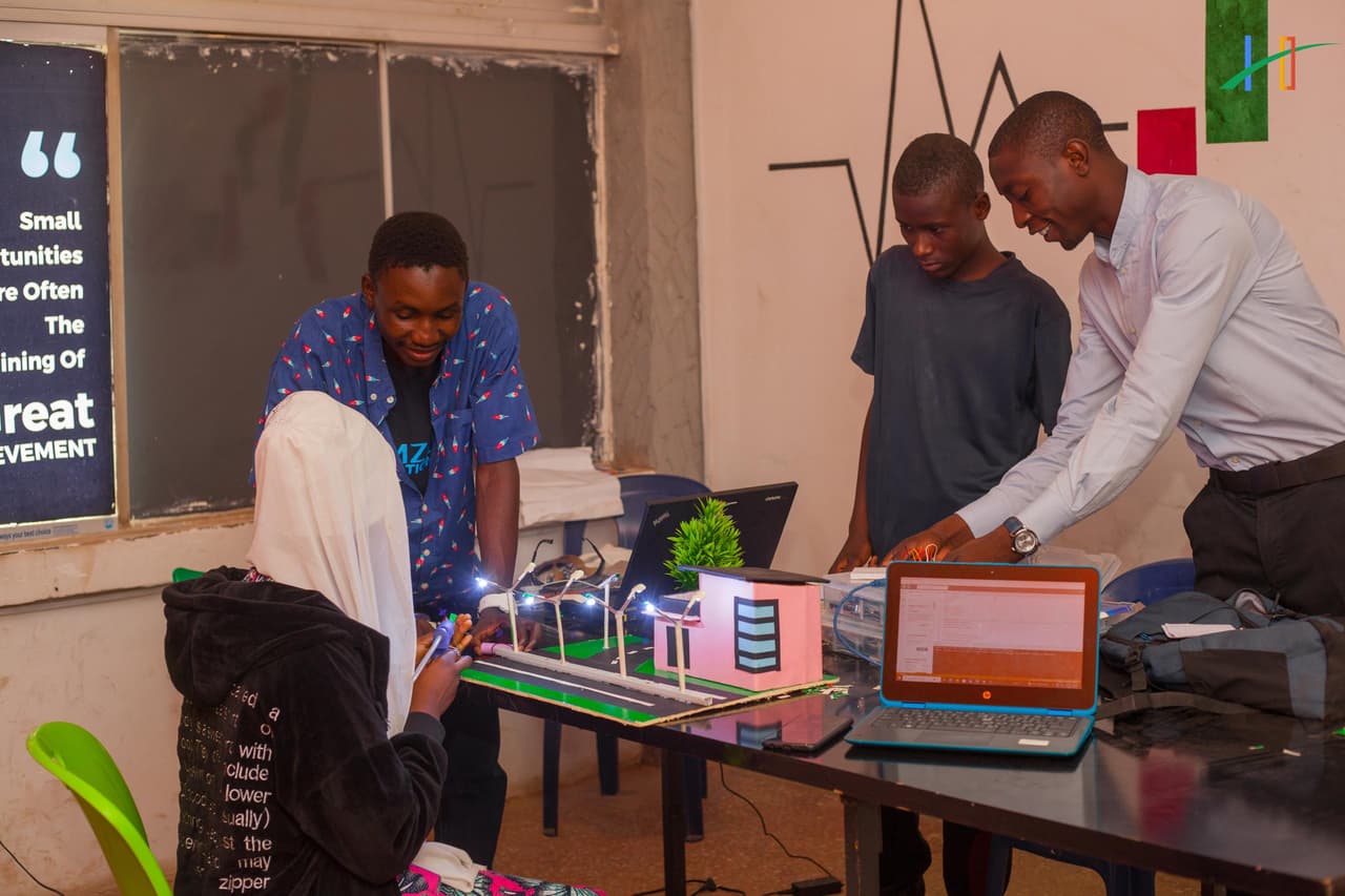 Students at Hamzury Innovation Hub - Slide 26